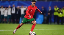 Cristiano Ronaldo Cetak Gol Salto, Portugal Kalahkan Polandia 5-1