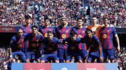 Tribute Mengharukan Ronaldinho di Camp Nou, Barcelona Rayakan Ultah Legenda Brasil