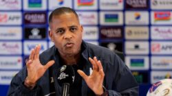 Patrick Kluivert Jadi Penasihat Suriname, Debut Berakhir dengan Kekalahan di Kualifikasi Piala Dunia 2026