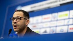 Liam Rosenior Didepak Chelsea, Isu Kebocoran Informasi dari Tukang Cukur Ikut Disorot