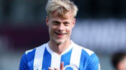 Jan Paul van Hecke Jadi Pemain Terbaik di Laga Brighton vs Chelsea