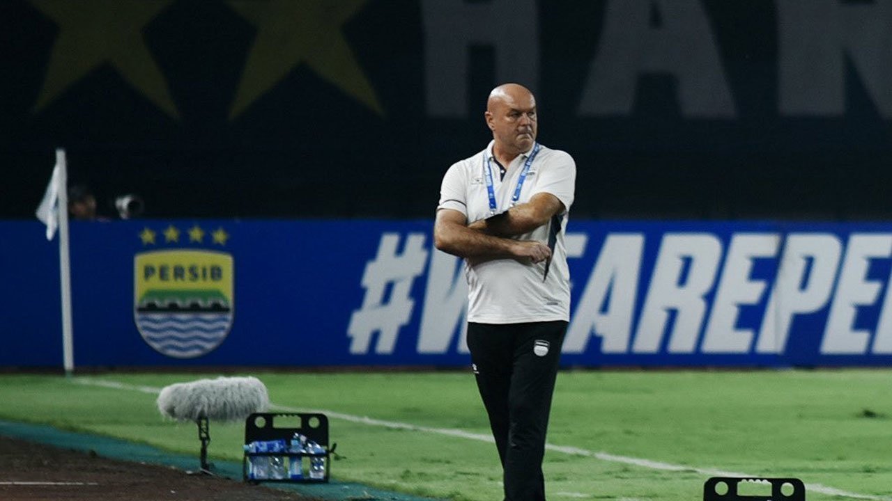 Persib Tetap Tangguh Meski Bermain 10 Orang, Bojan Hodak: Kemenangan Penting di Laga Sulit