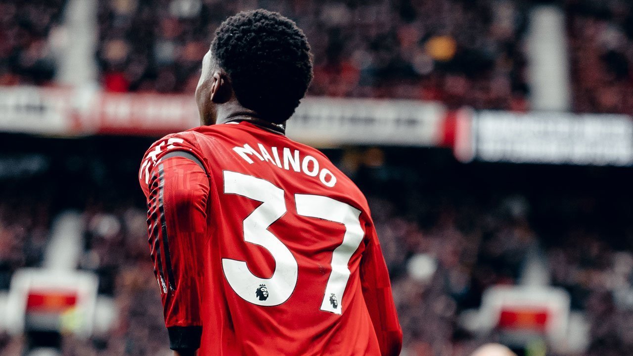 Tekad Kobbie Mainoo Setelah Kontrak Baru: Ingin Manchester United Konsisten Jadi Penantang Gelar